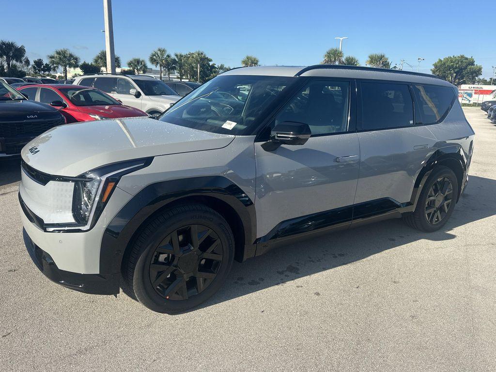 new 2026 Kia EV9 car, priced at $61,585
