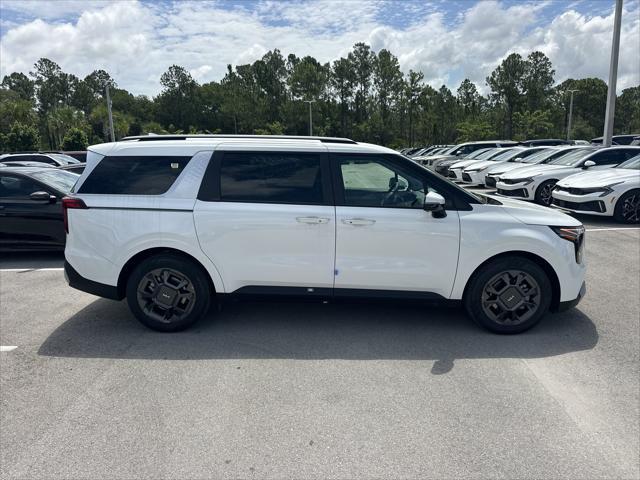 new 2025 Kia Carnival Hybrid car, priced at $44,847