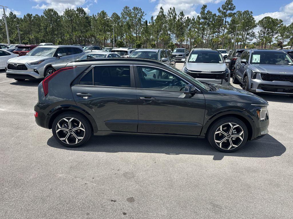 new 2025 Kia Niro car, priced at $32,386