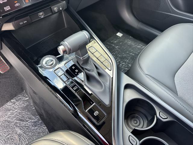 new 2025 Kia Niro car, priced at $33,060