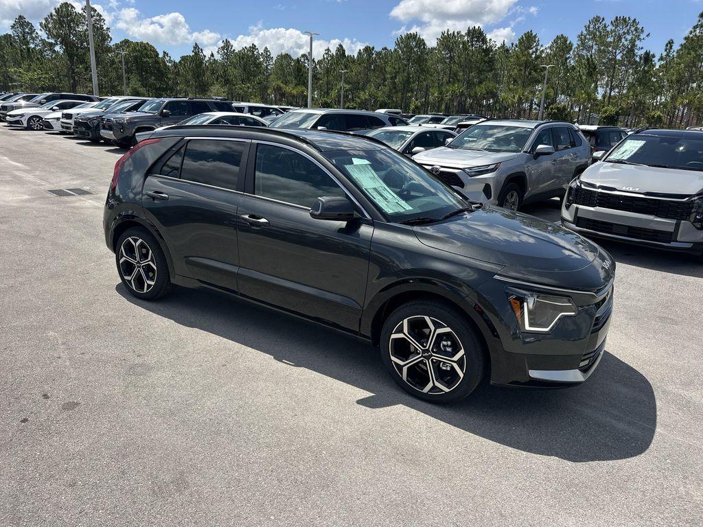 new 2025 Kia Niro car, priced at $32,386