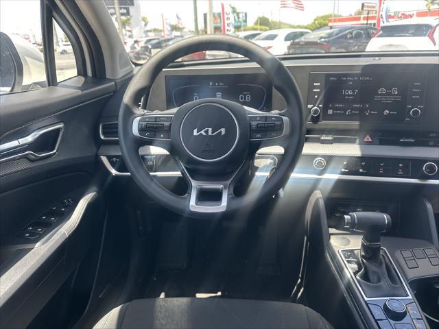 new 2025 Kia Sportage car, priced at $29,061