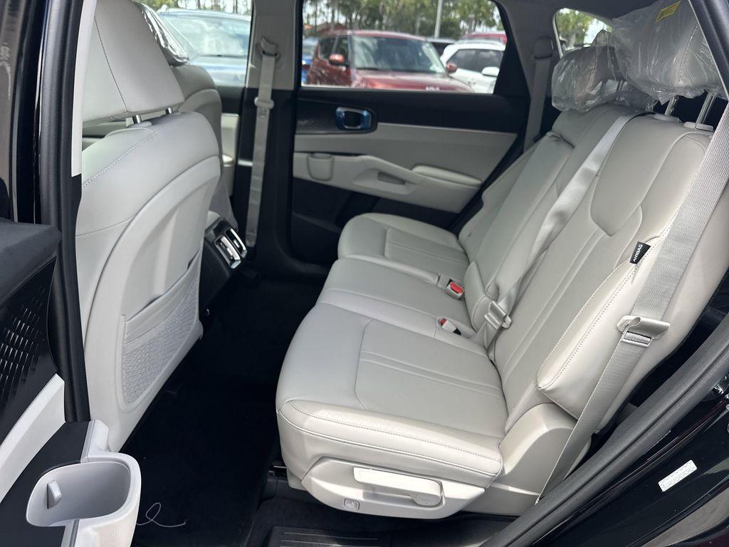 new 2025 Kia Sorento car, priced at $38,360