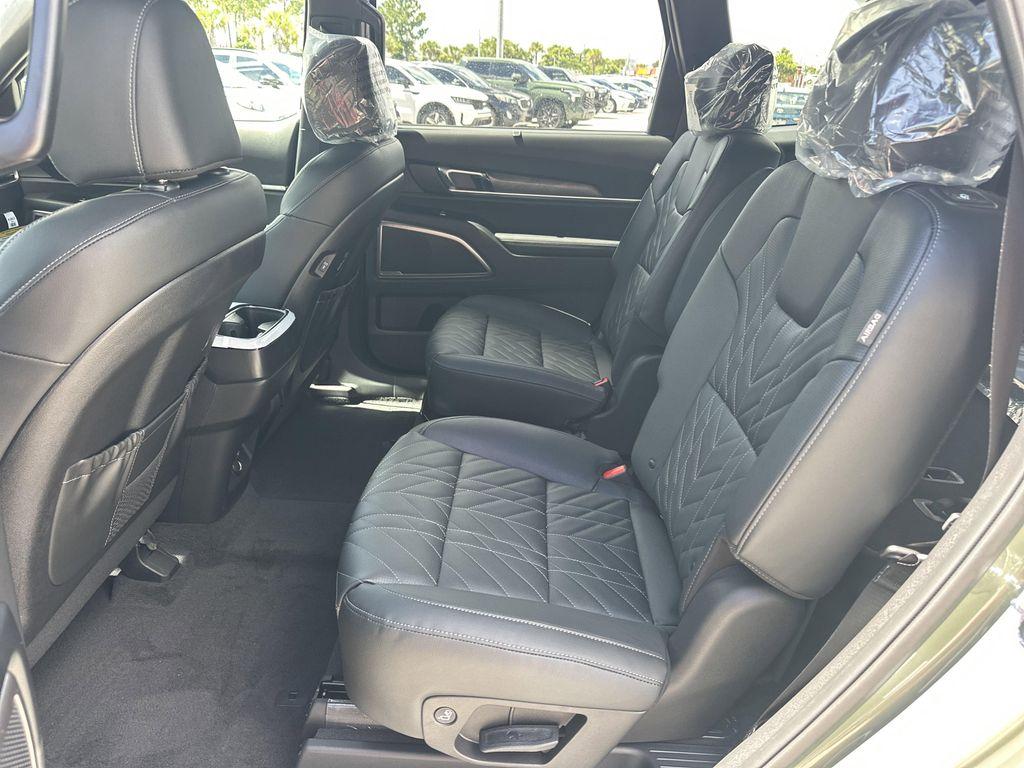 new 2025 Kia Telluride car, priced at $48,215