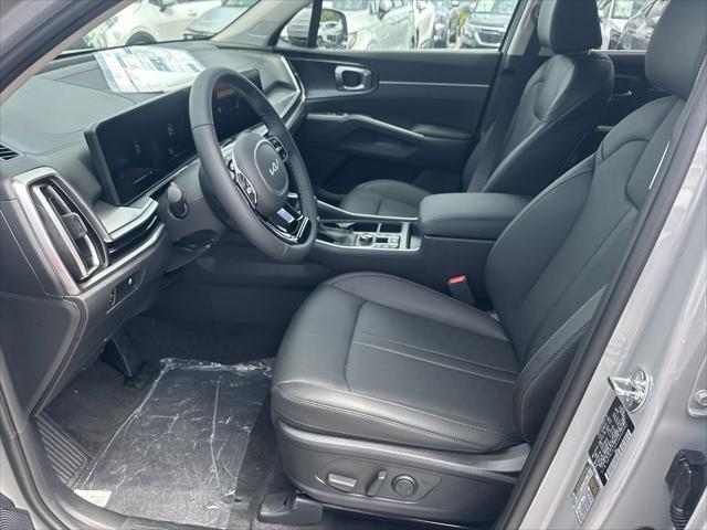 new 2025 Kia Sorento car, priced at $38,739
