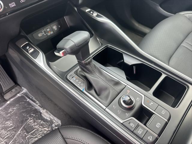 new 2025 Kia Sorento car, priced at $38,739