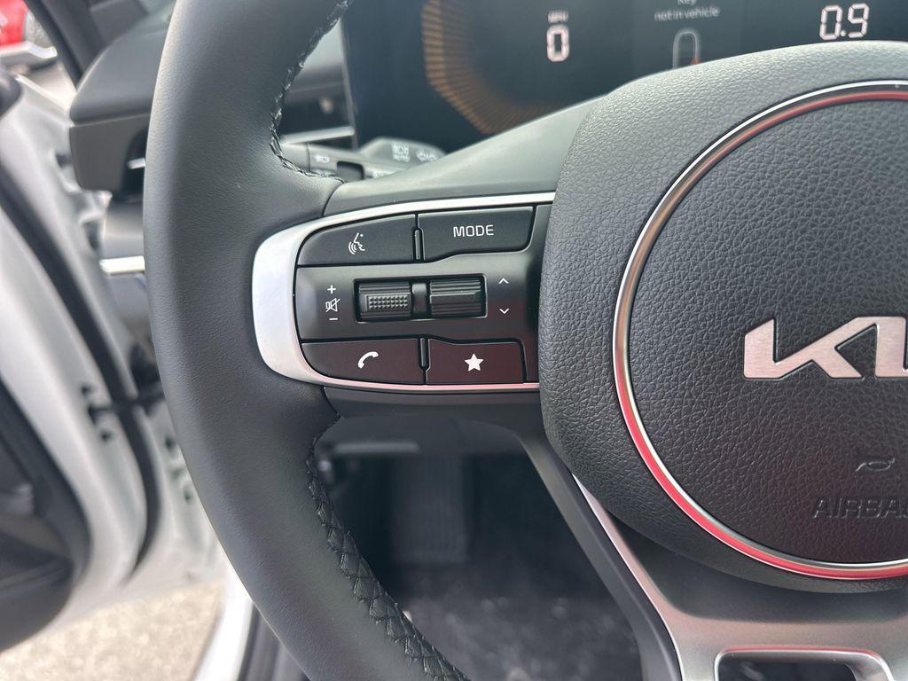 new 2025 Kia K5 car, priced at $32,017