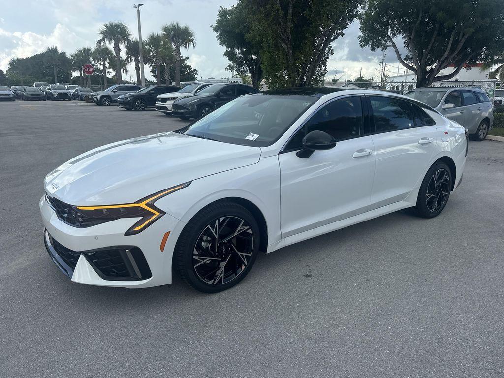 new 2025 Kia K5 car, priced at $32,017