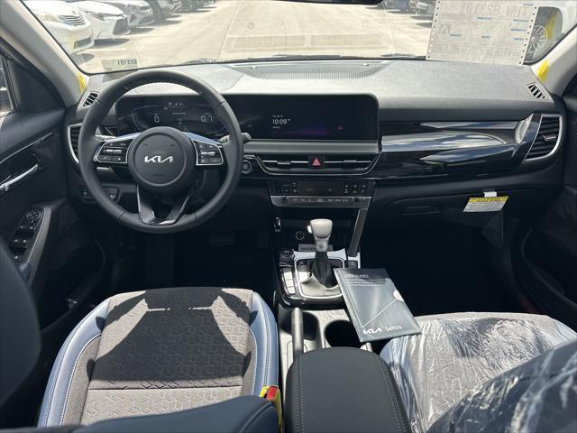 new 2025 Kia Seltos car, priced at $28,745