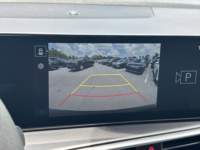 new 2025 Kia Sorento car, priced at $33,735