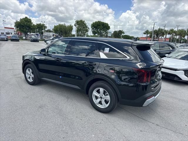 new 2025 Kia Sorento car, priced at $33,735