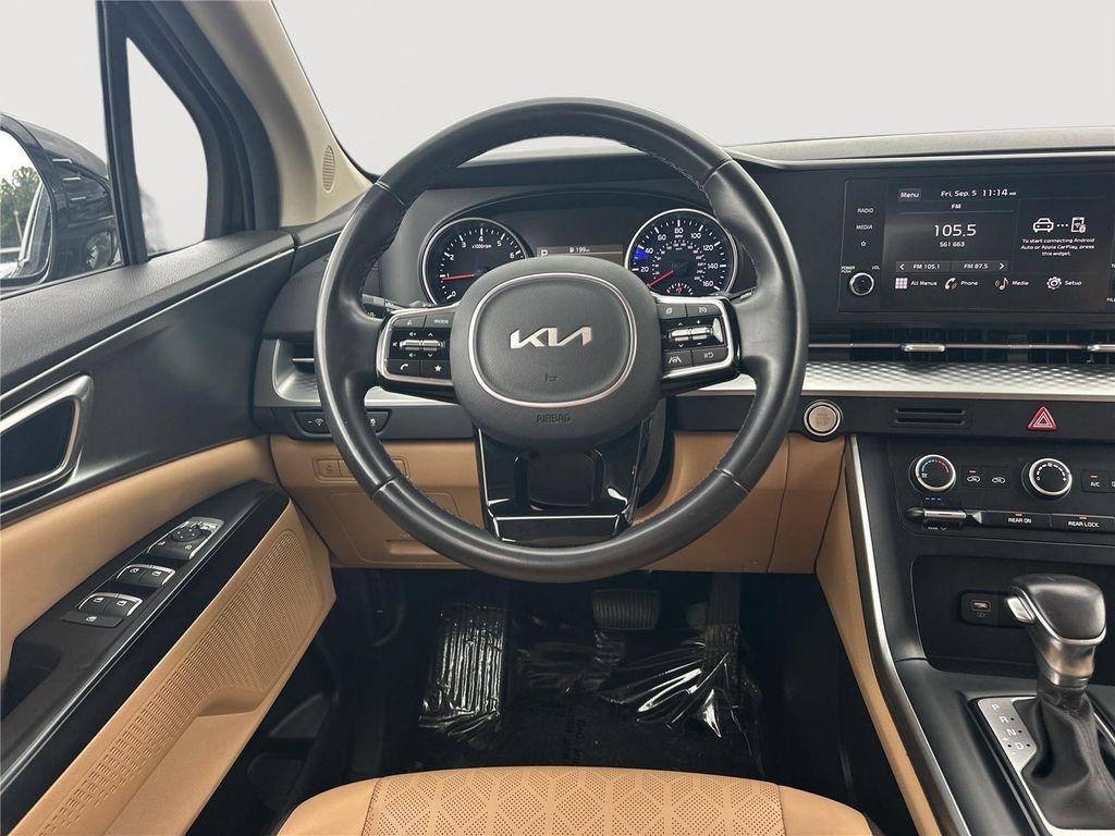 used 2024 Kia Carnival car, priced at $29,818