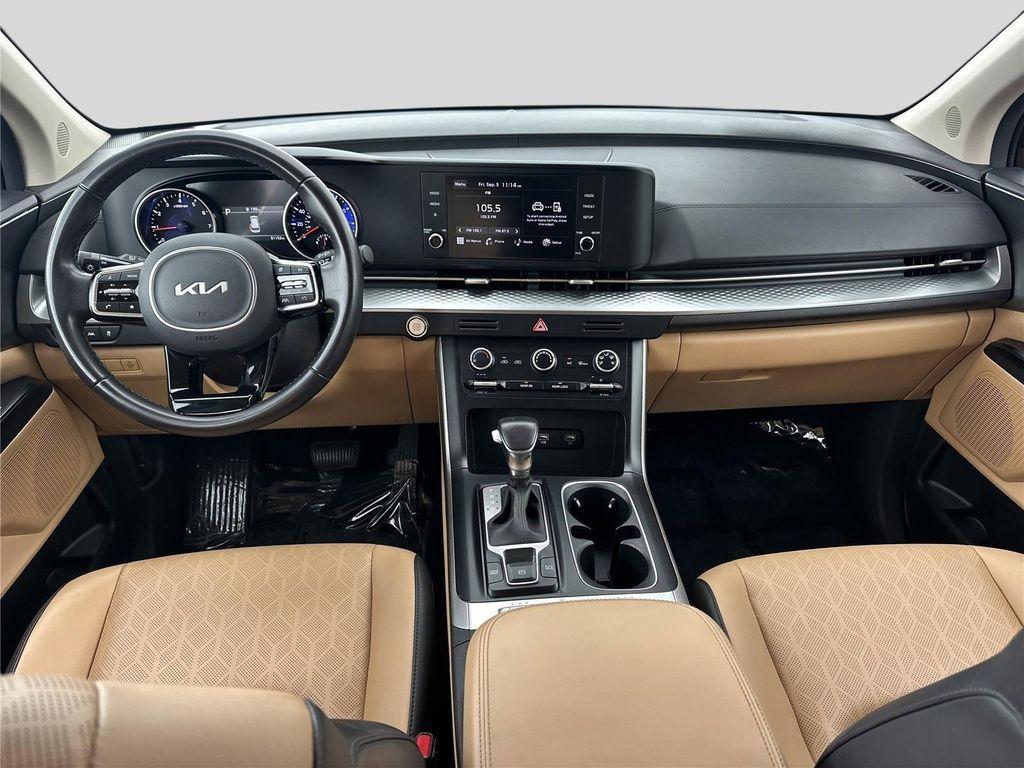 used 2024 Kia Carnival car, priced at $29,818