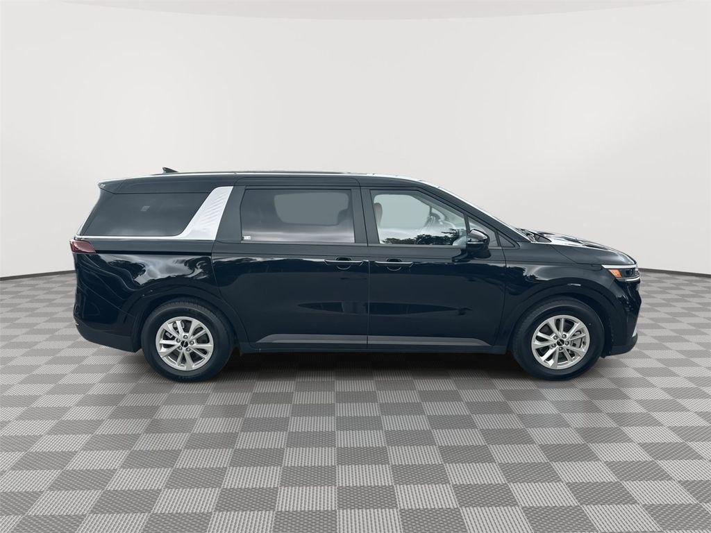 used 2024 Kia Carnival car, priced at $29,818