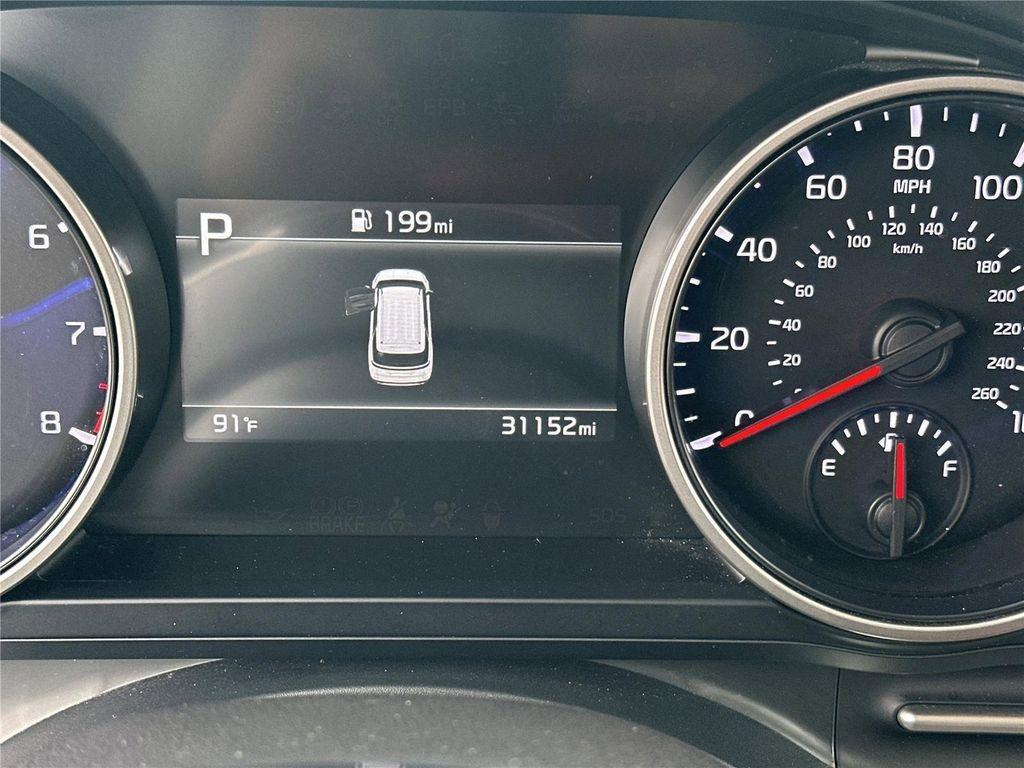 used 2024 Kia Carnival car, priced at $29,818