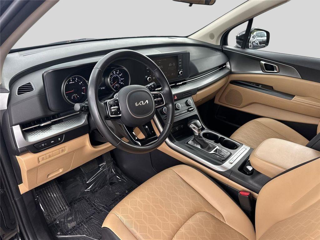 used 2024 Kia Carnival car, priced at $29,818