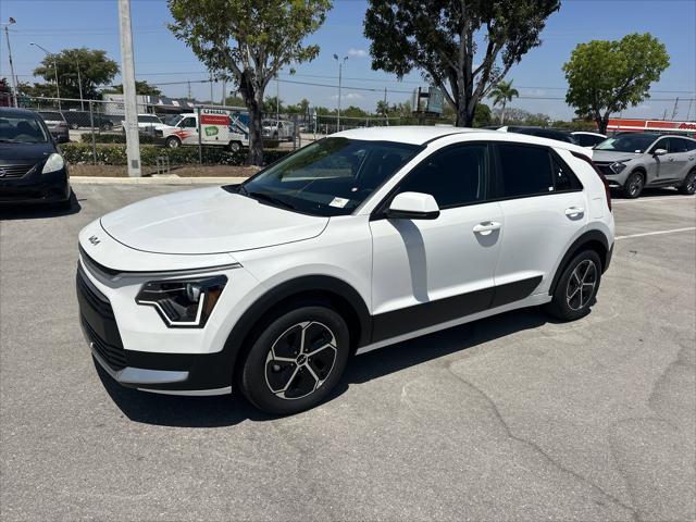 new 2025 Kia Niro car, priced at $28,935