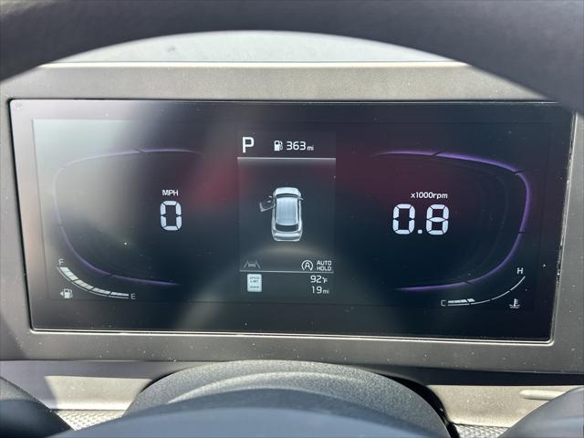 new 2025 Kia Sportage car, priced at $30,452