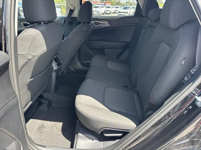 new 2025 Kia Sportage car, priced at $30,452