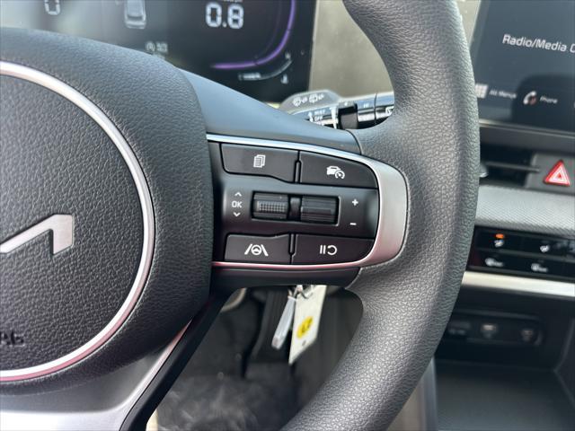 new 2025 Kia Sportage car, priced at $30,452