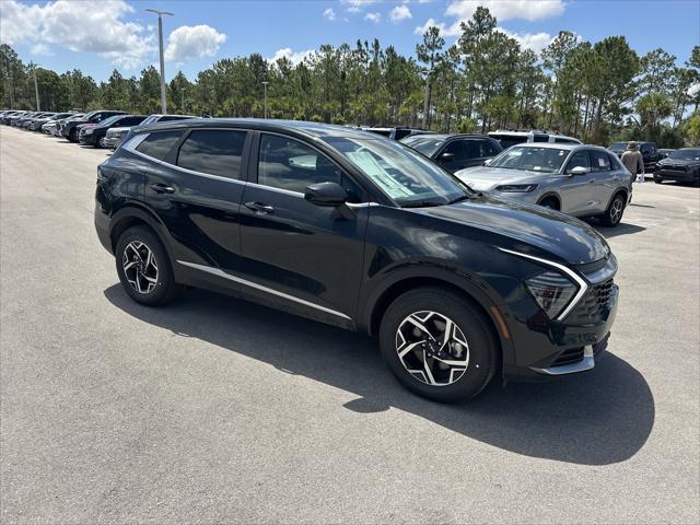 new 2025 Kia Sportage car, priced at $30,452