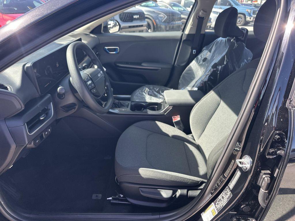 new 2025 Kia K4 car, priced at $23,888