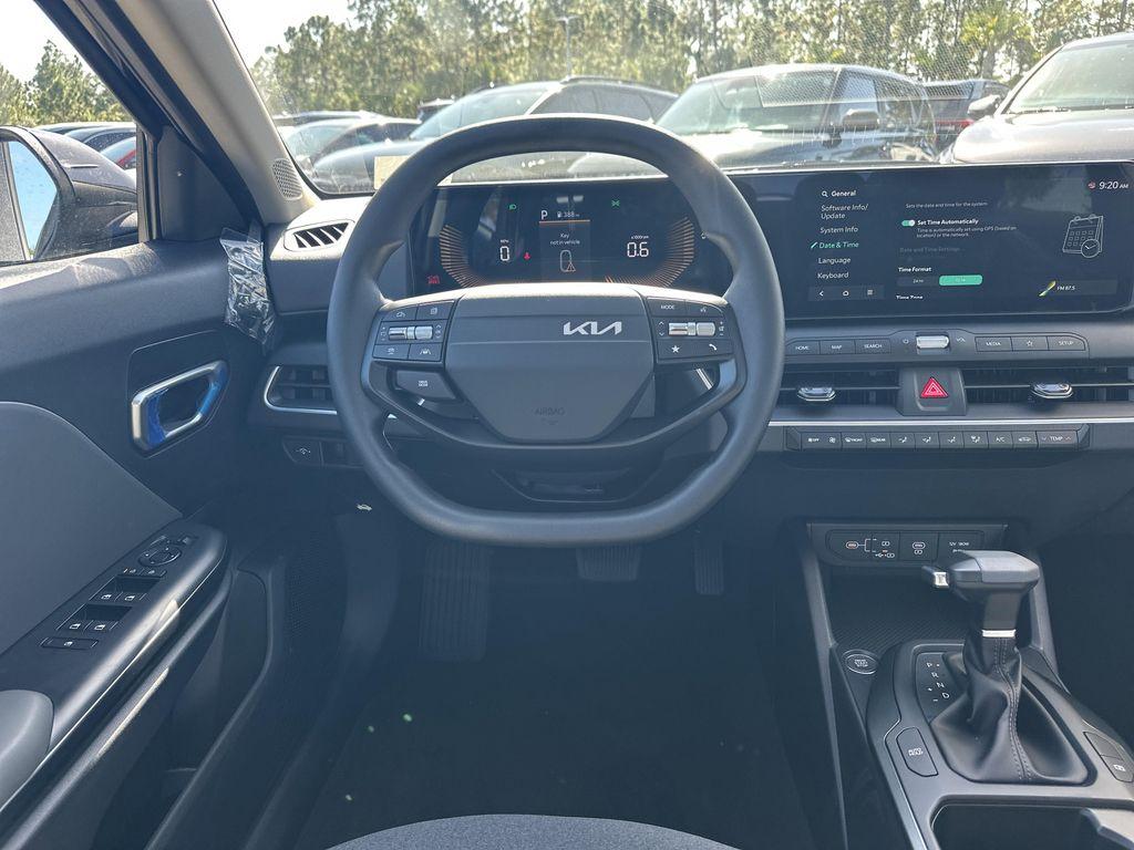 new 2025 Kia K4 car, priced at $23,888