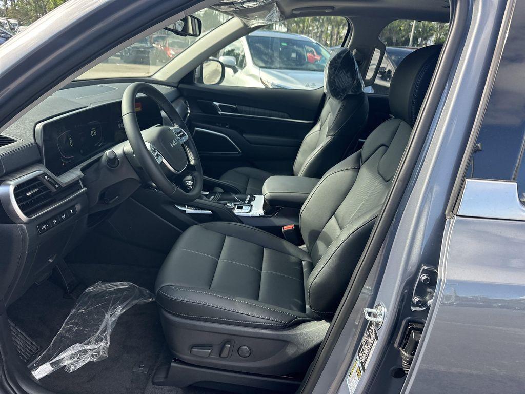 new 2025 Kia Telluride car, priced at $44,720