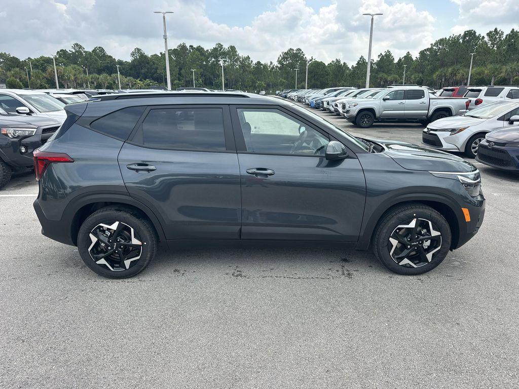 new 2026 Kia Seltos car, priced at $27,115
