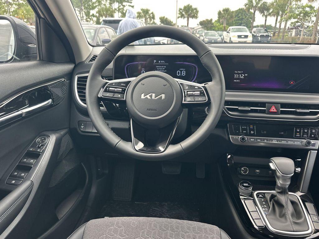 new 2026 Kia Seltos car, priced at $27,115