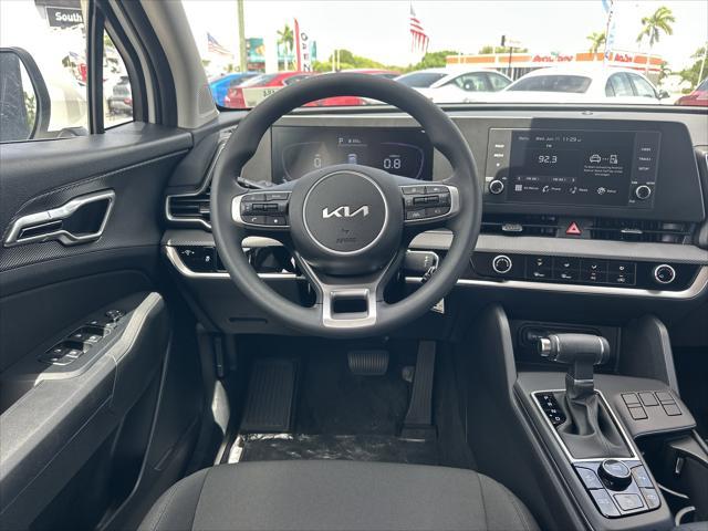new 2025 Kia Sportage car, priced at $29,355