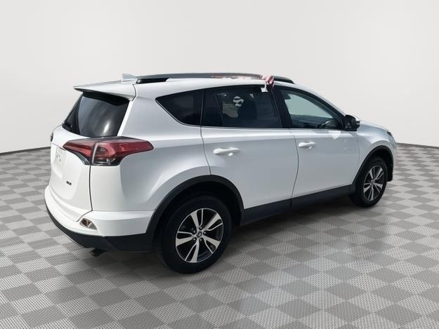 used 2018 Toyota RAV4 car, priced at $18,274