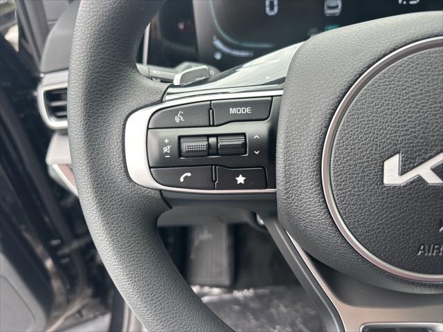 new 2025 Kia Sportage Hybrid car, priced at $30,150