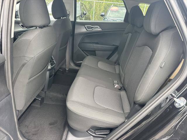 new 2025 Kia Sportage Hybrid car, priced at $30,150