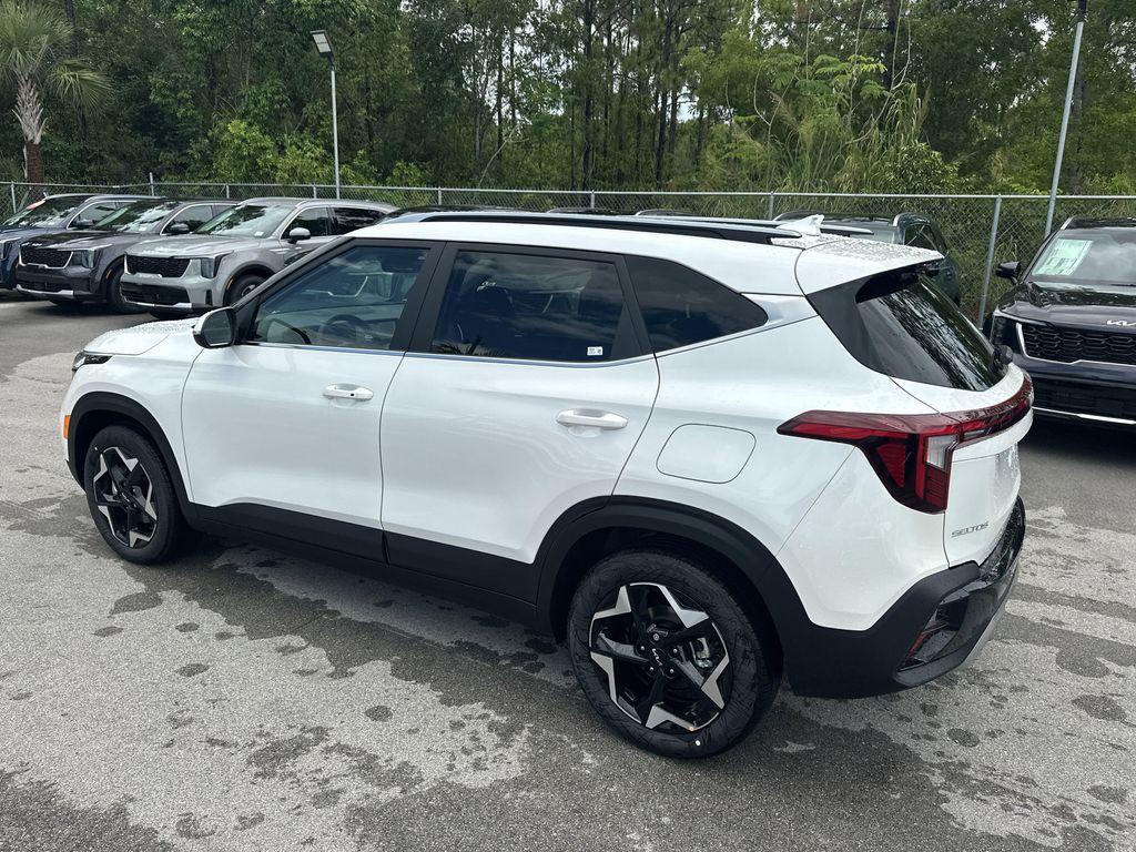 new 2025 Kia Seltos car, priced at $27,115