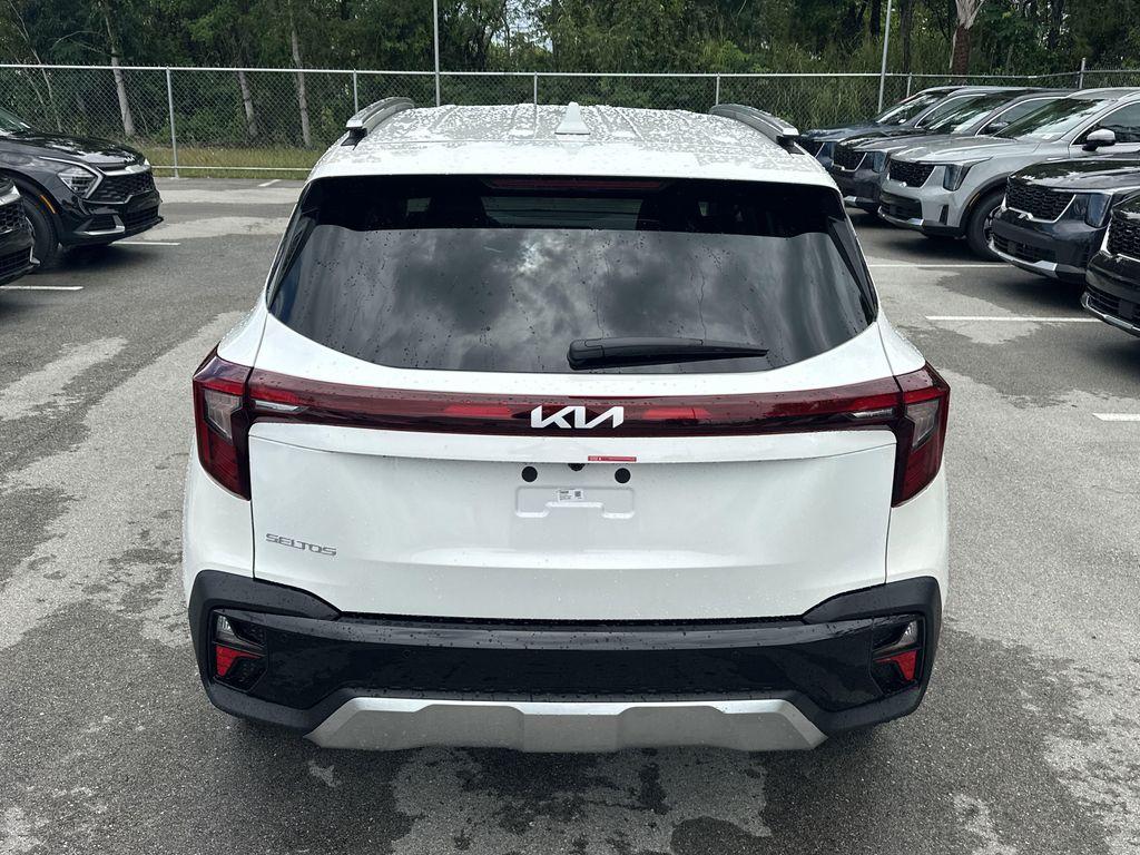 new 2025 Kia Seltos car, priced at $27,115