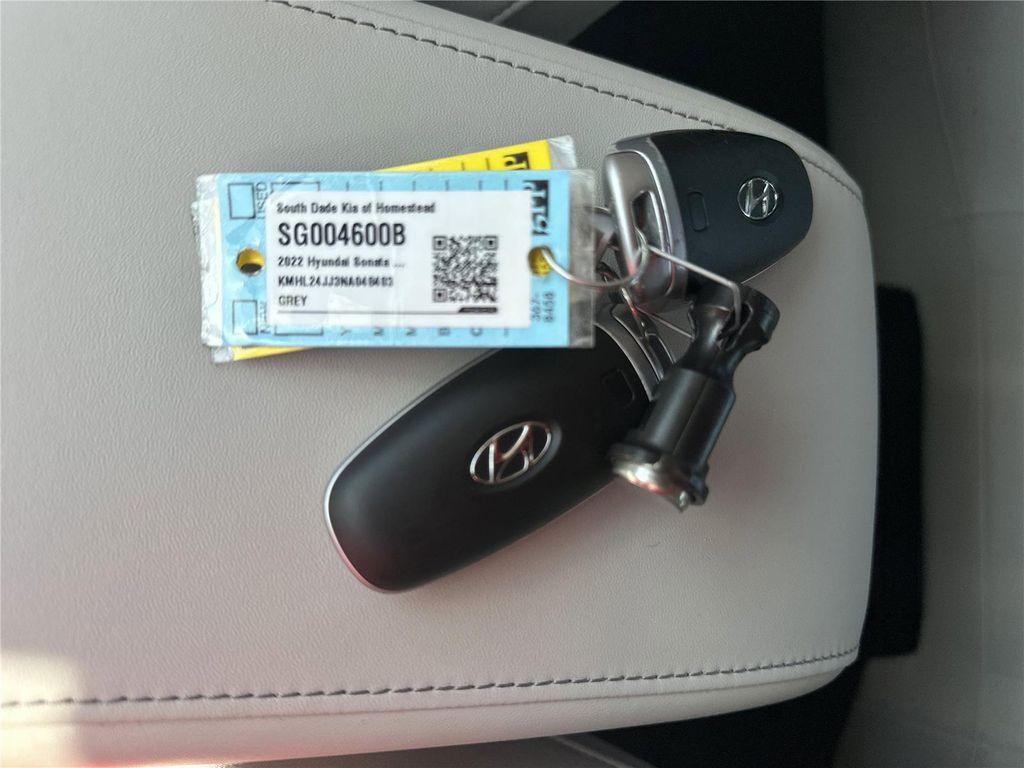 used 2022 Hyundai Sonata Hybrid car, priced at $21,414