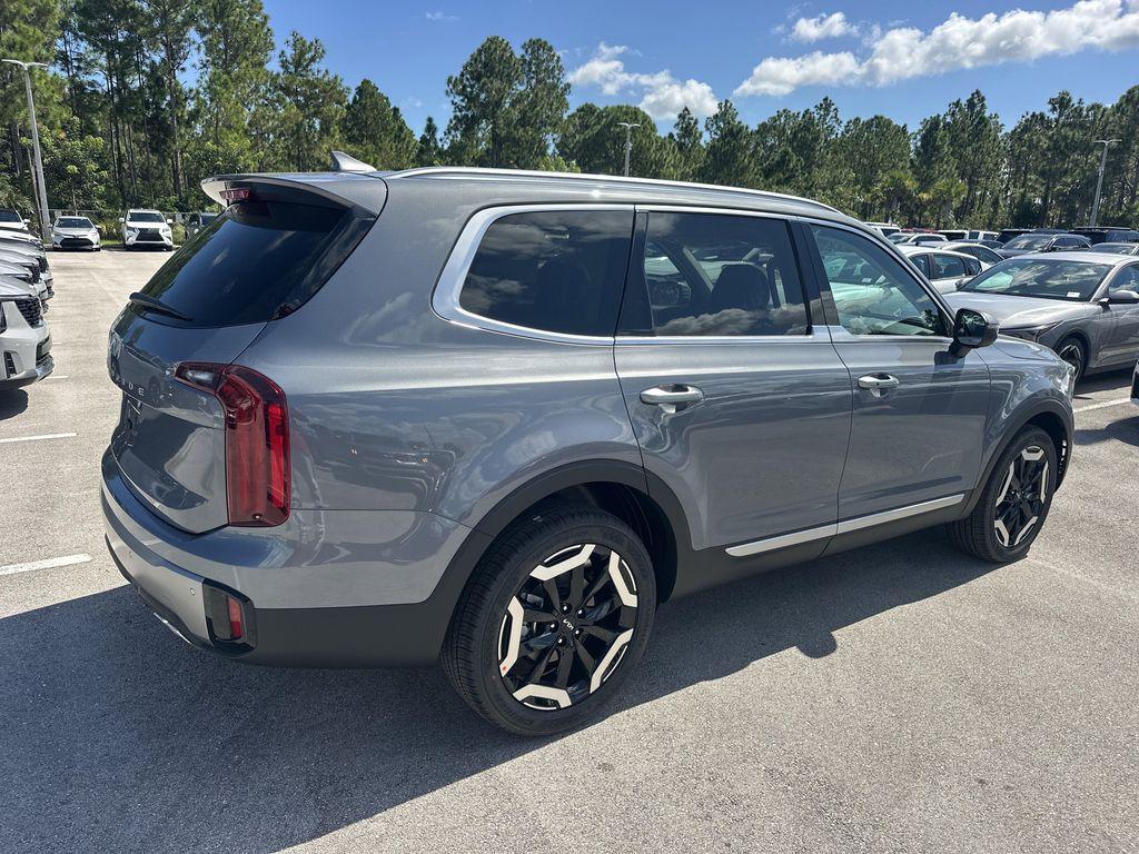 new 2025 Kia Telluride car, priced at $40,396