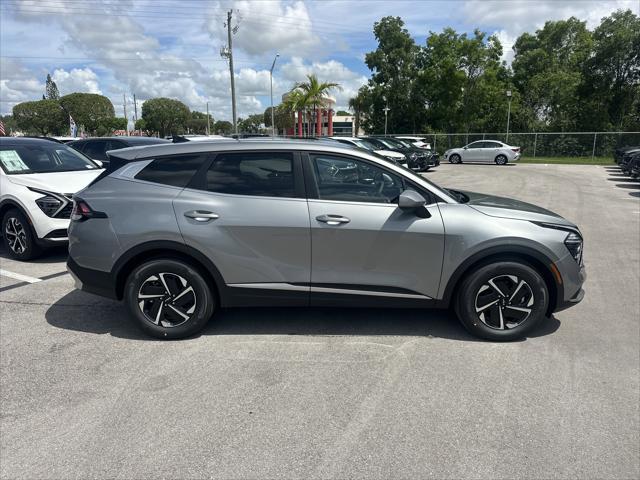 new 2025 Kia Sportage Hybrid car, priced at $30,360