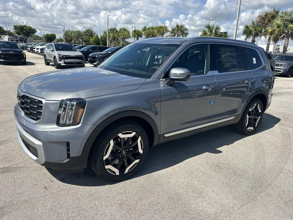 new 2025 Kia Telluride car, priced at $40,396