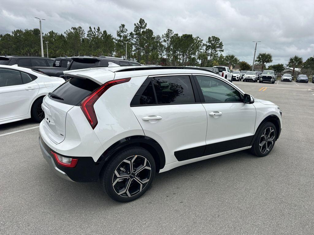 new 2025 Kia Niro car, priced at $32,765