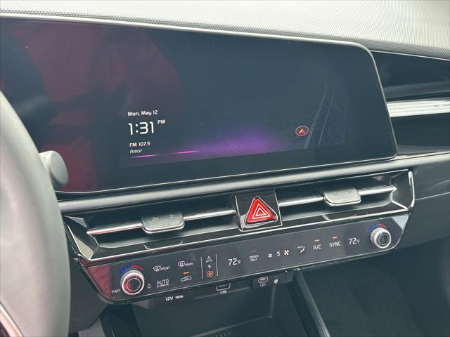 new 2025 Kia Niro car, priced at $33,789