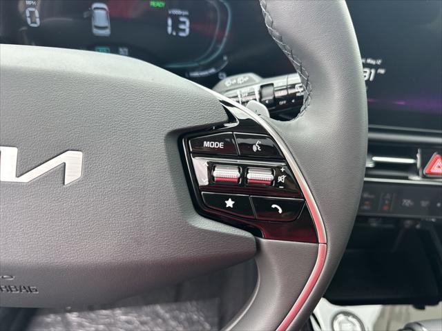 new 2025 Kia Niro car, priced at $33,789
