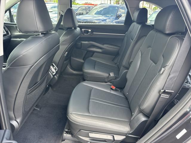 new 2025 Kia Sorento car, priced at $39,835