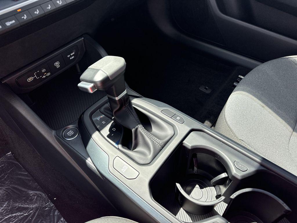 new 2025 Kia K4 car, priced at $23,628