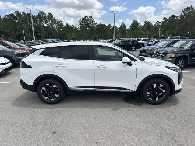 new 2025 Kia Sportage car, priced at $30,780