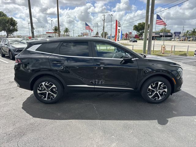 new 2025 Kia Sportage car, priced at $32,097