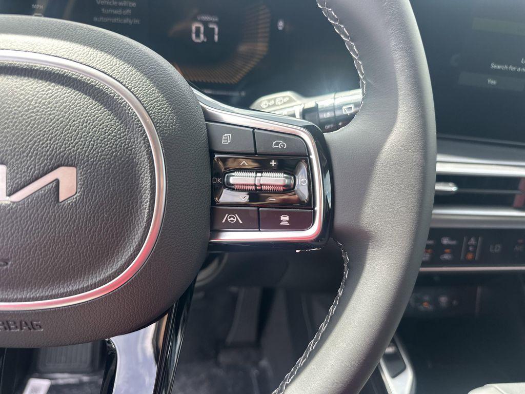 new 2025 Kia Sorento car, priced at $37,476