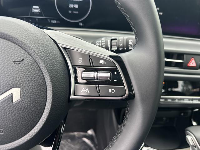 new 2025 Kia Seltos car, priced at $28,174