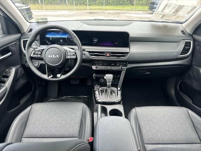 new 2025 Kia Seltos car, priced at $28,174